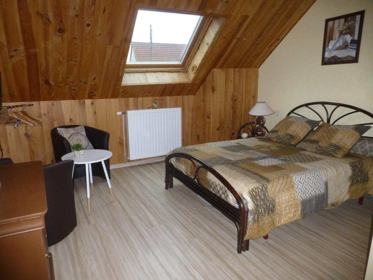 Chambres D'Hote Le Marronnier Champrougier Esterno foto
