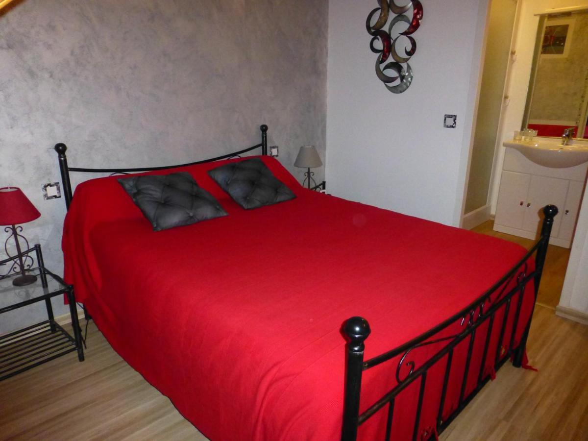 Chambres D'Hote Le Marronnier Champrougier Esterno foto